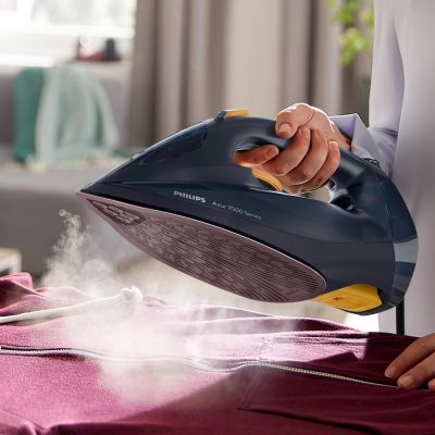 62. PHILIPS DST 7060/20 iron (OUTLET)