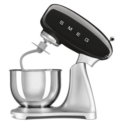 2. SMEG SMF04BLEU Kitchen Machine