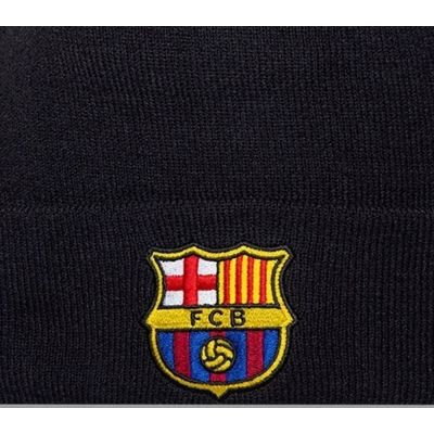 3. FC Barcelona x New Era winter hat 60846897
