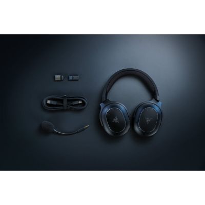 4. Razer Barracuda X Chroma Headset wireless overear black