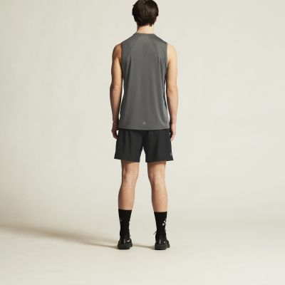 10. Craft Adv Essence 2-in-1 Shorts 2 M 92800659862