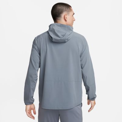 2. Nike Unlimited FB7551-084 jacket