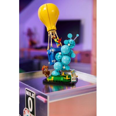 10. LEGO Fortnite 77080 - Supply Drop