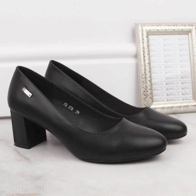 20. Sergio Leone W SK314A black decorative block heel pumps