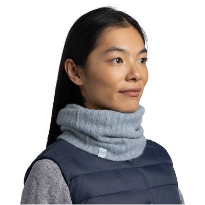 4. Buff Nilah Neck Gaiter – Lake Blue