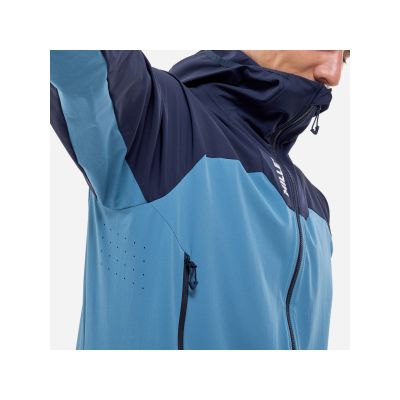 5. MILLET Kamet Xcs Light Hoodie M men's jacket blue