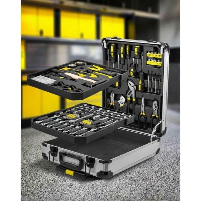 SET OF KEYS 186 pcs. / SUITCASE ON WHEELS / WMC