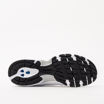 5. New Balance U MR530EMA Shoes
