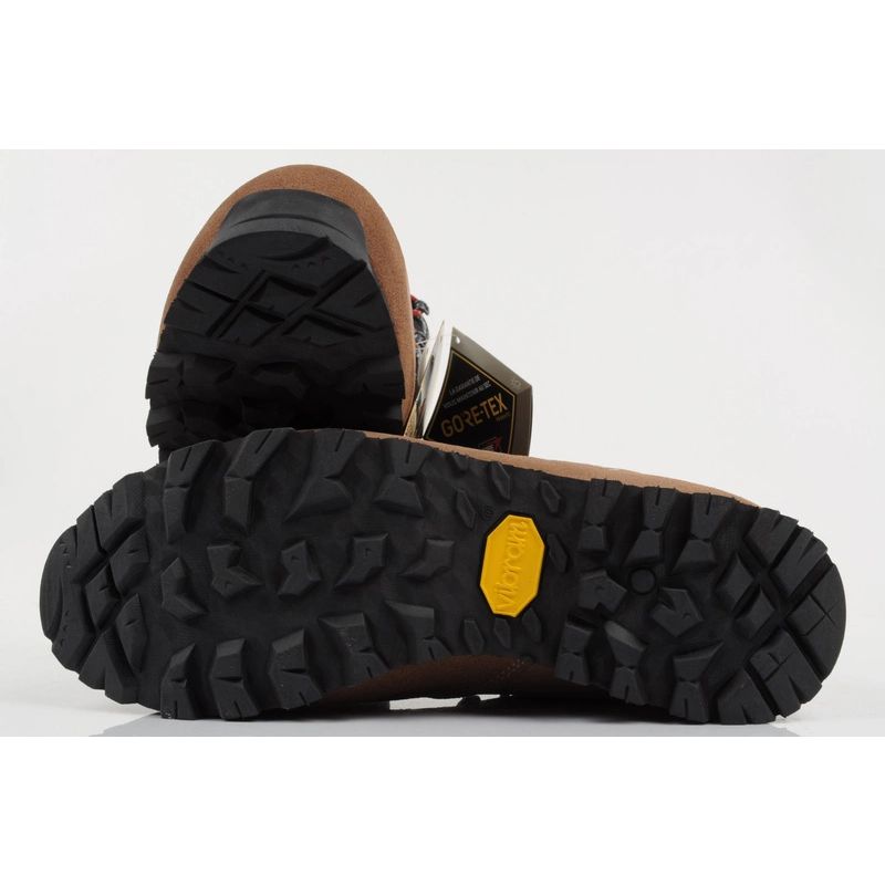 19. Aku Trekker Wide Gore-tex M 977W481 shoes