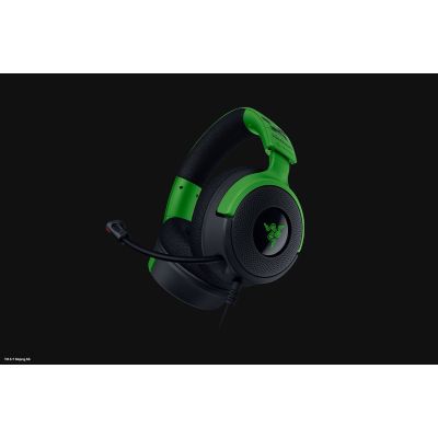 3. Razer Gaming Kraken V4 X Wired Over-Ear Headset with Microphone Minecraft Edition