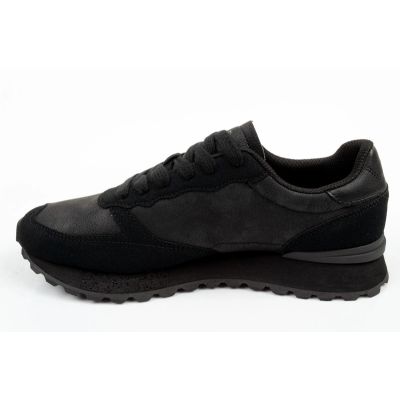 3. GAP men's sports shoes Osaka black sneakers comfortable fashionable