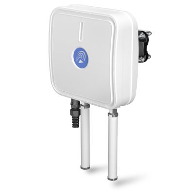 9. QuWireless QuMax Directional PoE/LAN Antenna 6 dBi
