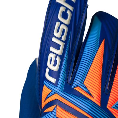 8. Reusch Attrakt Starter Solid Junior goalkeeper gloves blue 5672514 4126