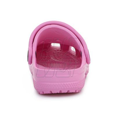 6. Crocs Classic Kids Clog T 206990-6SW