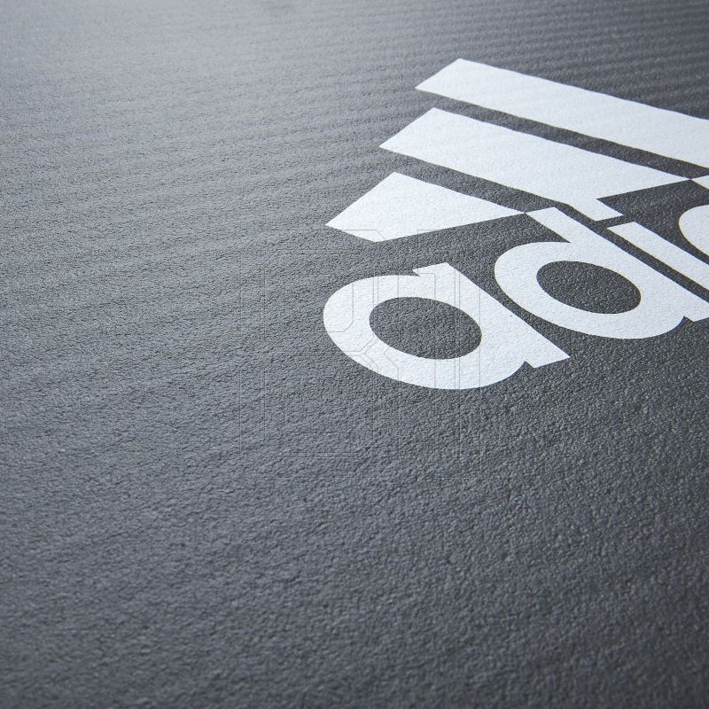 9. Adidas 10 mm ADMT-11015GR mat