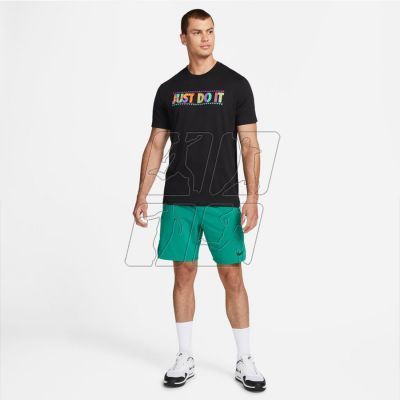 3. Nike Dri-Fit M DX0987 010 T-shirt