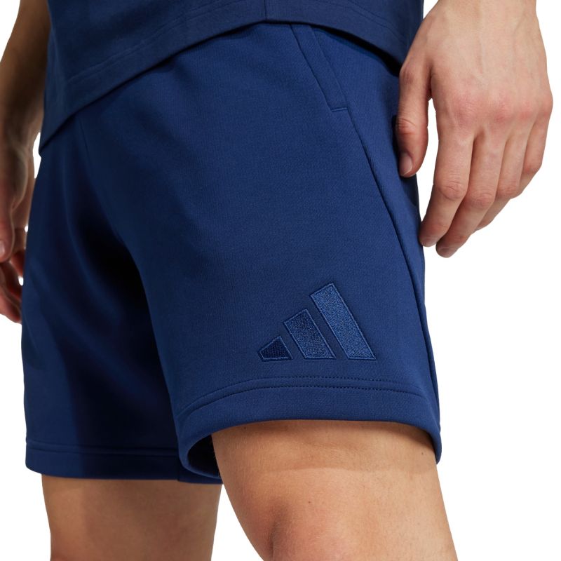 12. adidas Tiro 25 Travel M JY5944 Shorts