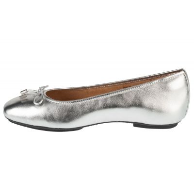 2. FitFlop Delicato Bow Soft Ballerina W IH2-011