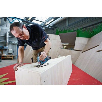 4. Bosch GST 12V-70 Professional cordless jigsaw 2800 spm 1.5 kg