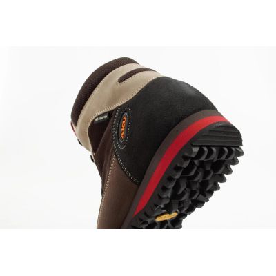 7. Aku Slope Gore-tex Men's Leather Ankle Trekking Shoes Brown