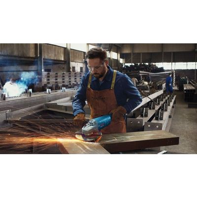 5. BOSCH 06018C1120 2200W Angle Grinder