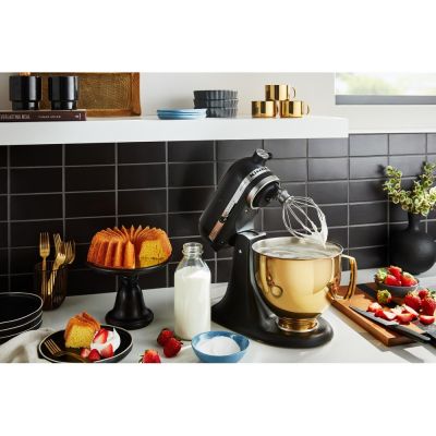 7. KitchenAid Stand Mixer 5KSM125EBM
