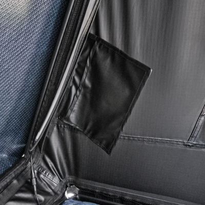 41. OFFLANDER ROOF TENT FOLD Y 190