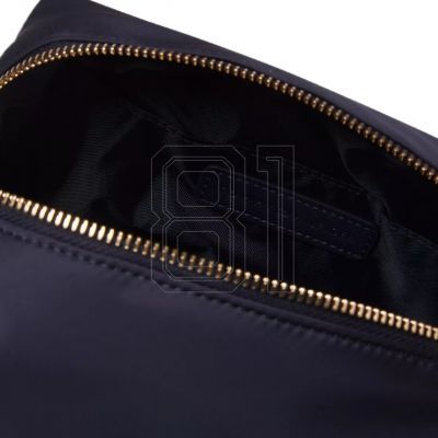 9. Tommy Hilfiger My Tommy Idol Washbag AW0AW13659