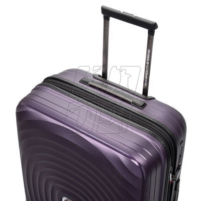 15. SwissBags Echo Suitcase 16579