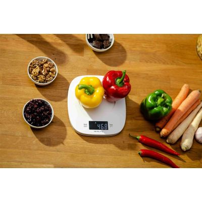2. Kitchen scale with bowl 5kg ZKS1451 Zelmer ivory