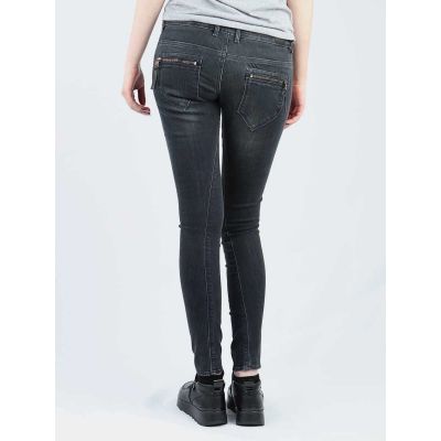 3. Guess Rocket W23164D0OA1-BLMO