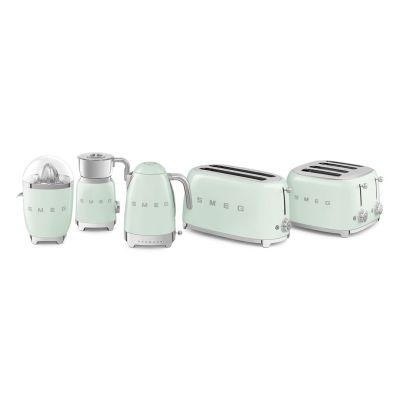 7. Smeg TSF03PGEU toaster green 2000 W