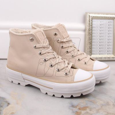 6. Sneakers insulated on the platform Big Star W INT1903B beige