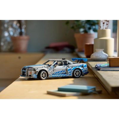 5. LEGO Technic 42210 Nissan Skyline GT-R (R34) 2 Fast 2 Furious