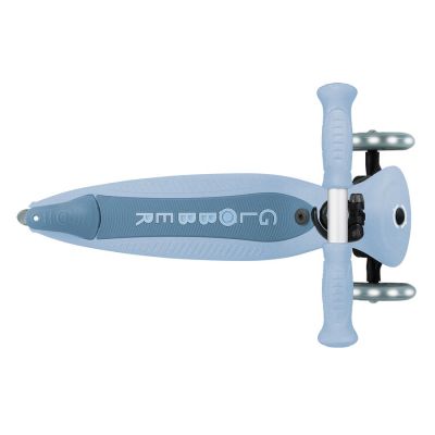 30. Scooter with seat Globber Go•Up Active Lights Ecologic Jr 745-501