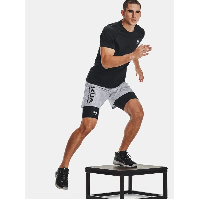 4. Under Armour M 1361602-001 shorts