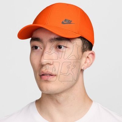 2. Nike Club Structured Metal Logo Cap FB5371-819