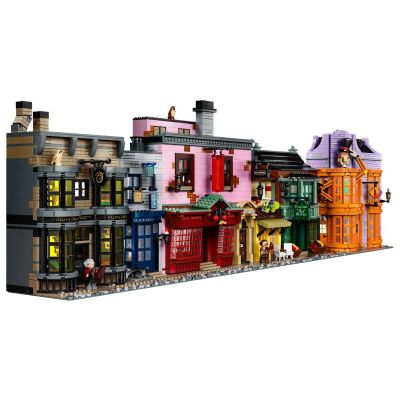 5. LEGO Harry Potter 75978 Diagon Alley
