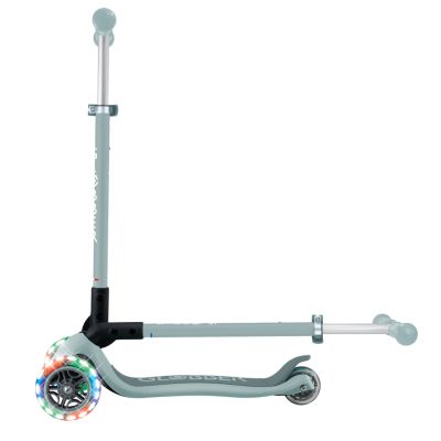 13. PRIMO FOLDABLE LIGHTS 3-Wheel Scooter (432-609-4)