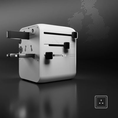 10. SBS Travel Adapter 2xUSB-C 1xUSB-A Universal - White