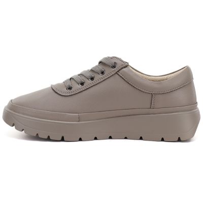 3. Comfortable beige women's leather shoes Vinceza 79367