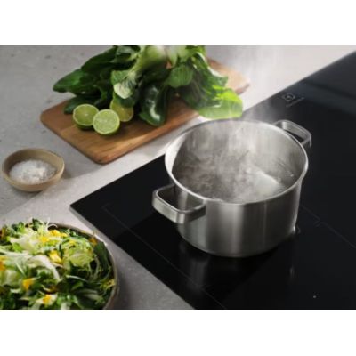 15. ELECTROLUX EIS62453IZ SaphirMatt induction hob, matt black