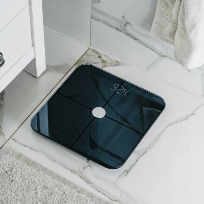 22. ADLER AD 8187b bathroom scale black
