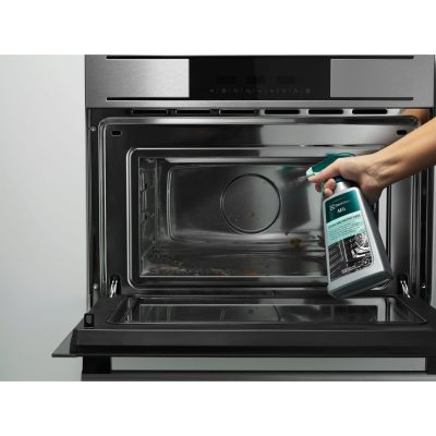 6. ELECTROLUX M3OCS301 Oven Cleaner