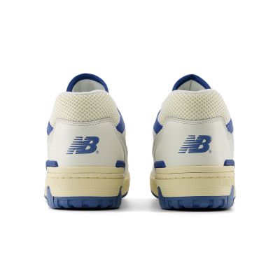 6. New Balance unisex sports shoes BB550CPD
