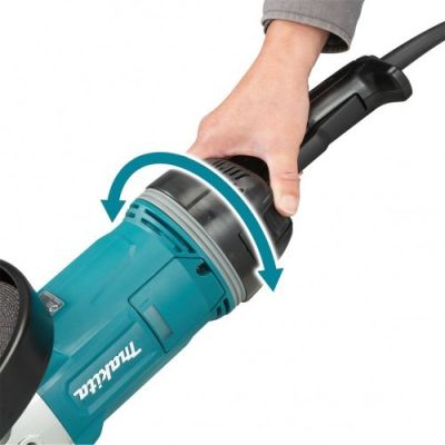 5. Makita GA9070X1 Angle Grinder 6600 RPM 2400 W 3.6 kg