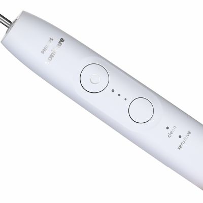 17. PHILIPS HX7400/06 toothbrush