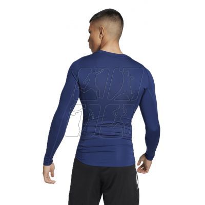 2. adidas Techfit M JP2927 thermal shirt