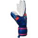 4. Reusch Attrakt Advance Junior Gloves 56 72 215 4126