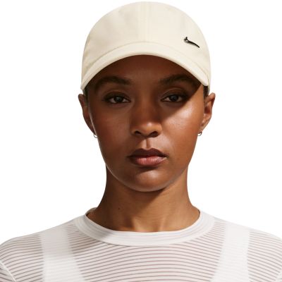 4. Nike Dri-FIT Club Cap Cream FB5372 115